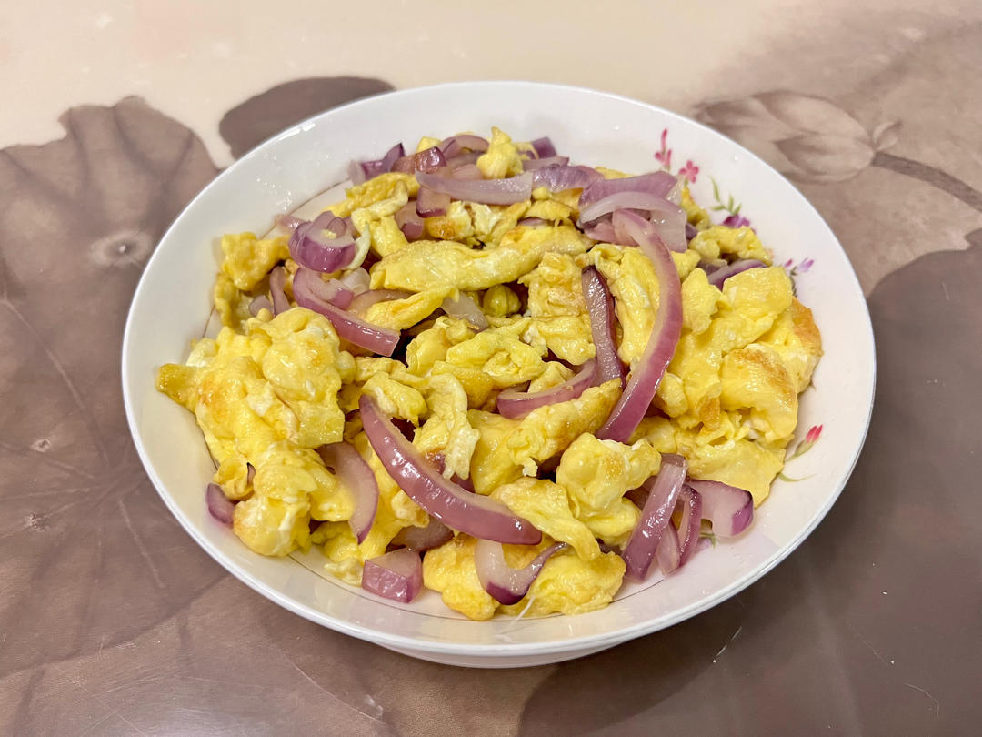 洋葱炒鸡蛋