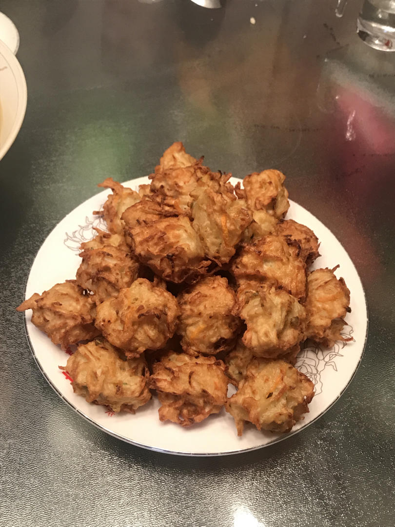 炸萝卜丸子