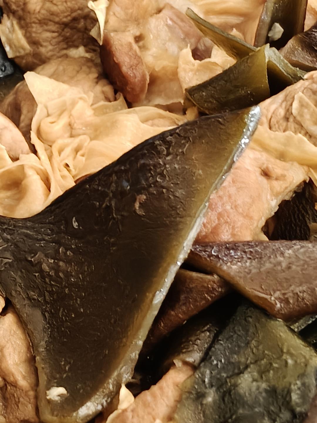 海带头腐竹炖肉