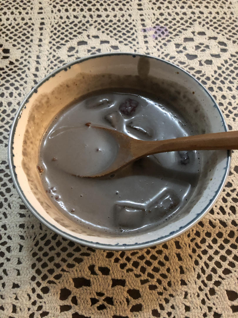香浓黑芝麻燕麦核桃酪