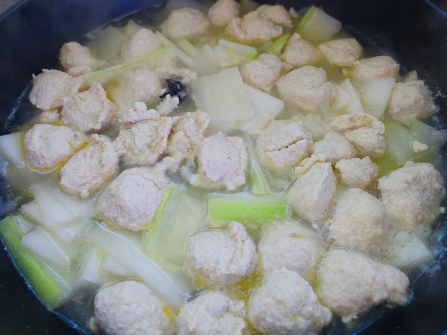 冬瓜鸡肉丸子汤（这鲜香，味道好极了）的做法 步骤15