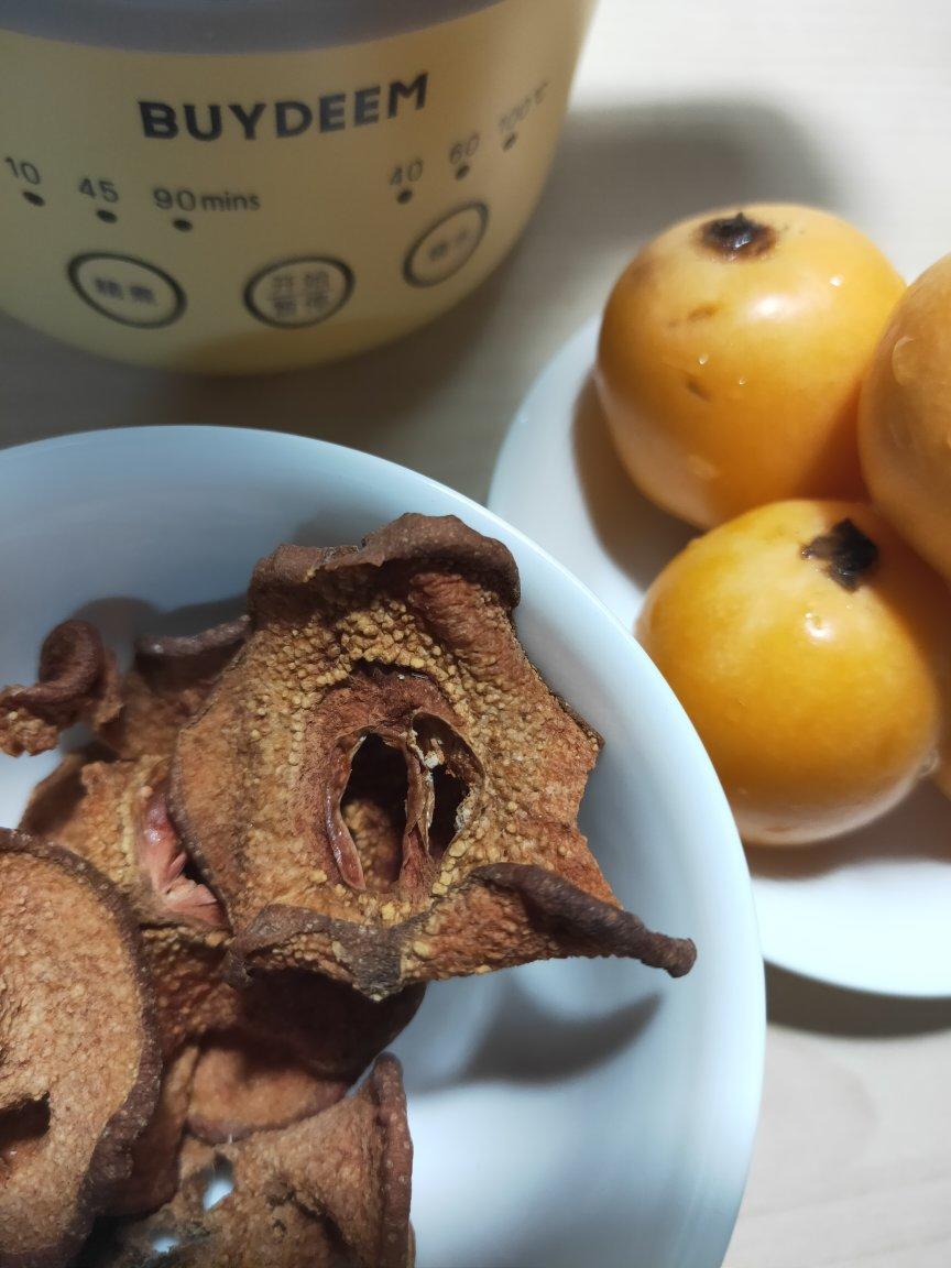 枇杷雪梨糖水【5月北鼎养生壶食谱】