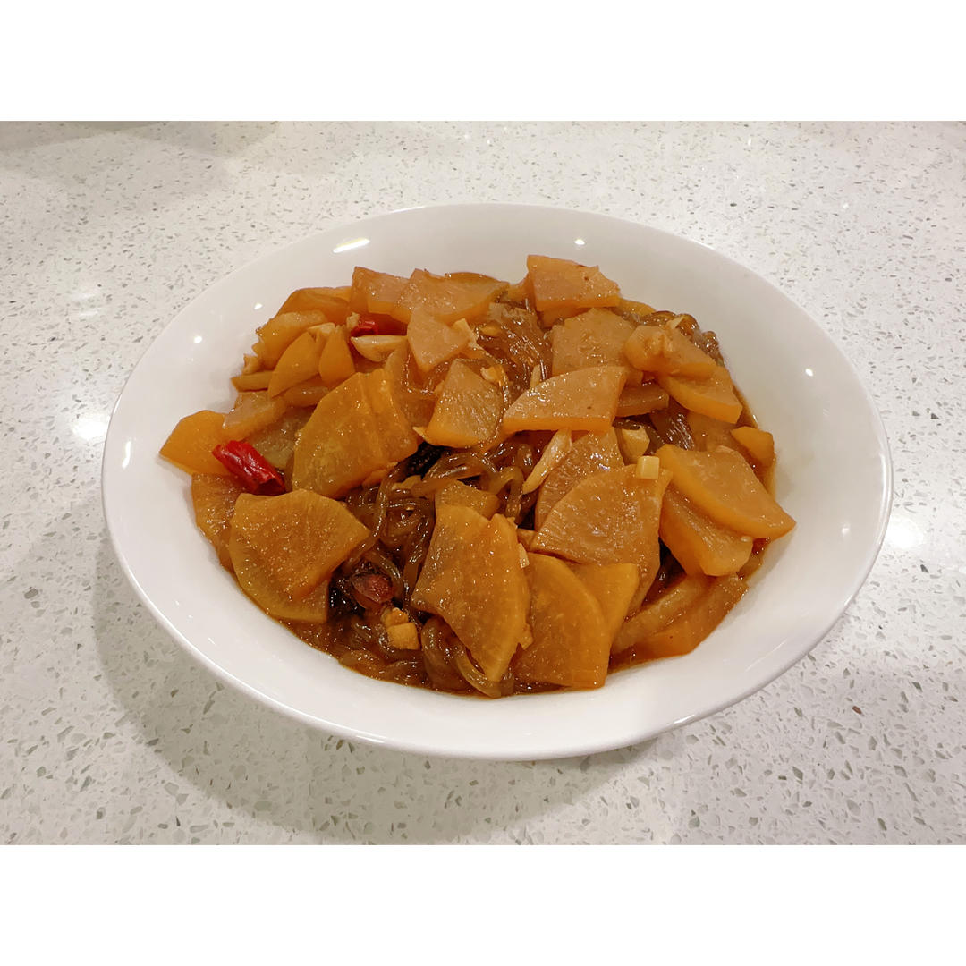 萝卜比肉好吃的猪肉萝卜炖粉条