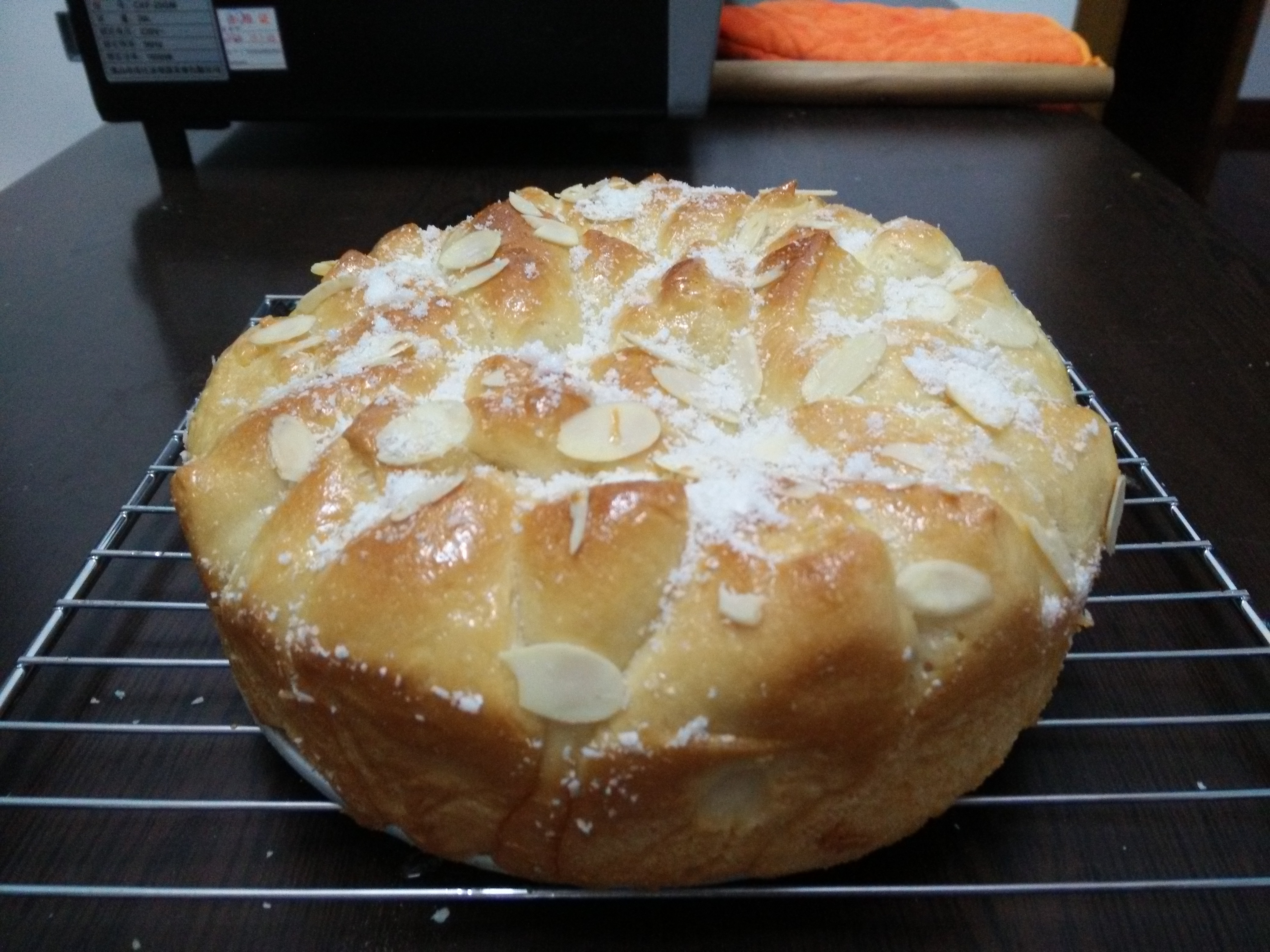 日式香浓炼乳面包