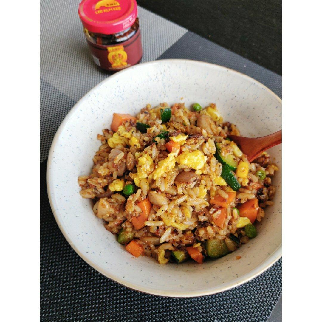 XO酱炒饭：阿干妈的厨房称霸之路，从这瓶酱开始【曼达小馆】