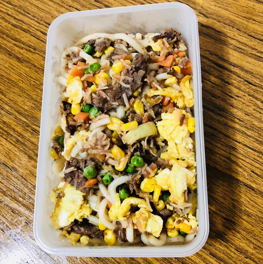 什锦炒乌冬面