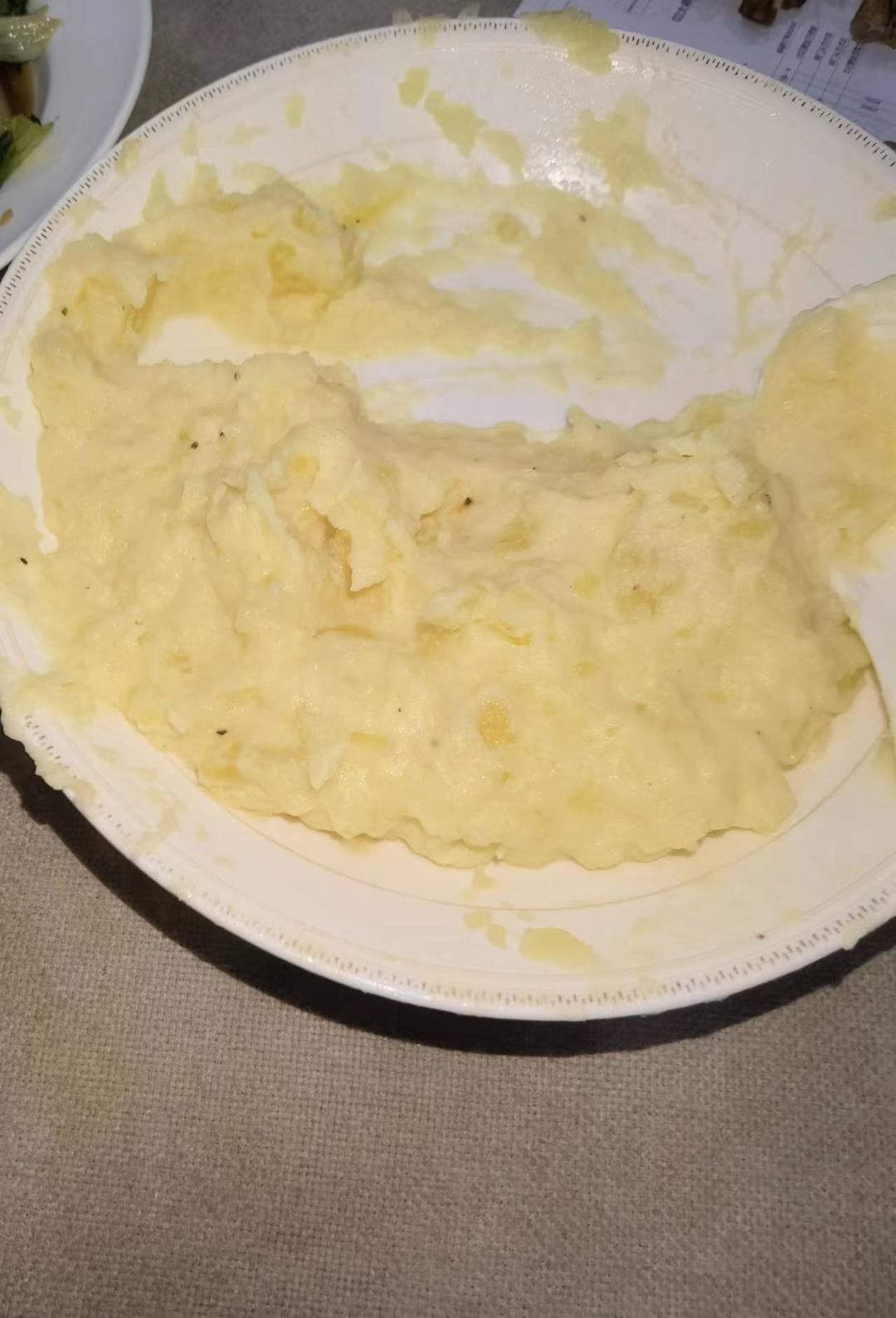 浓浓奶香的黄油牛奶土豆泥