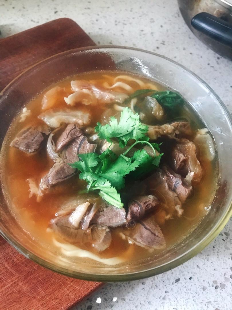 红烧牛肉面