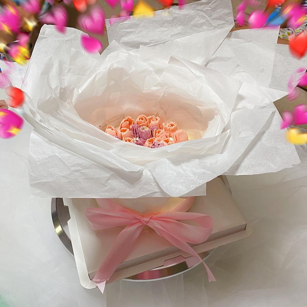 3分钟完成几乎零成本的女神节母亲节花束蛋糕