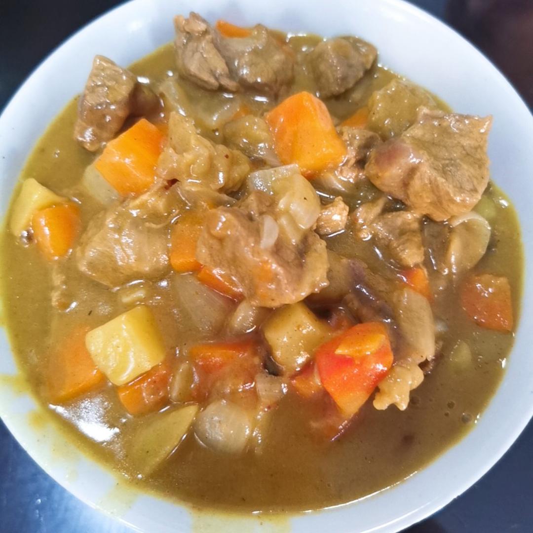 咖喱土豆牛肉