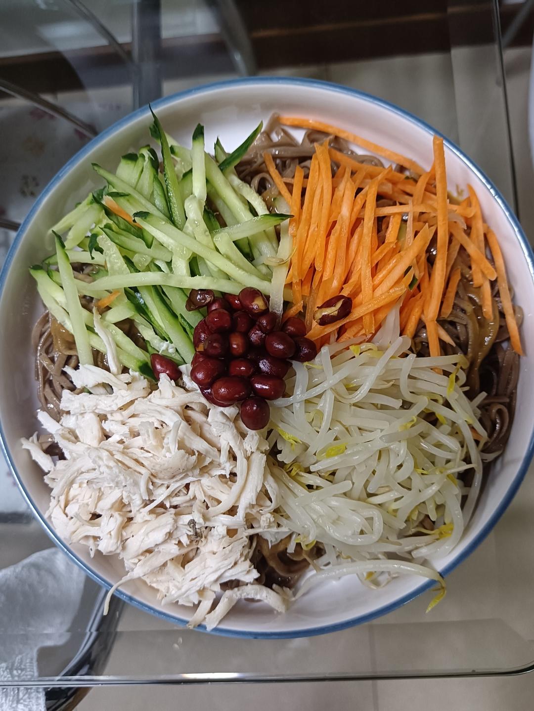 珍选捞汁鸡丝凉面