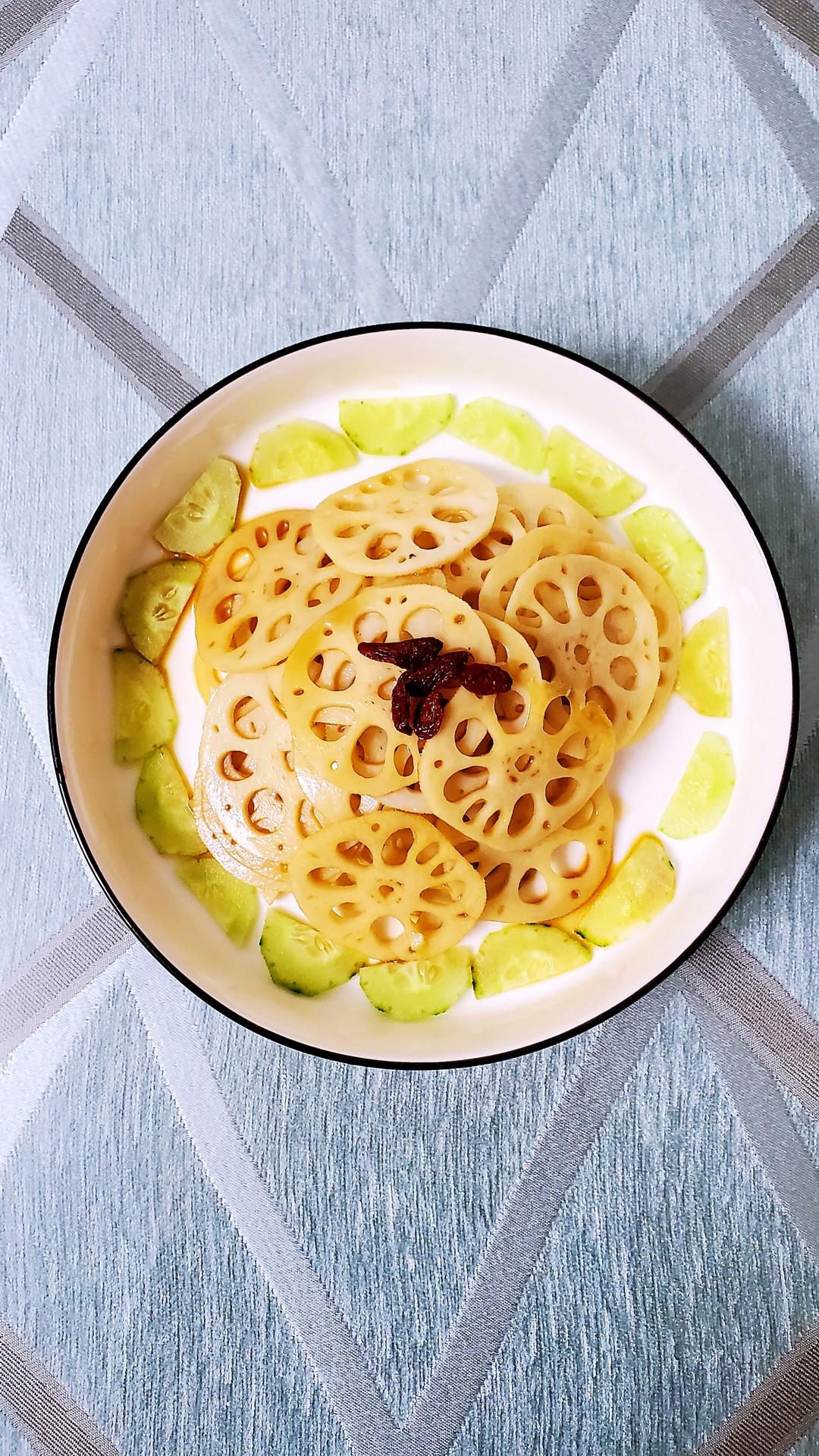 wyyapl做的造型菜凉拌藕片