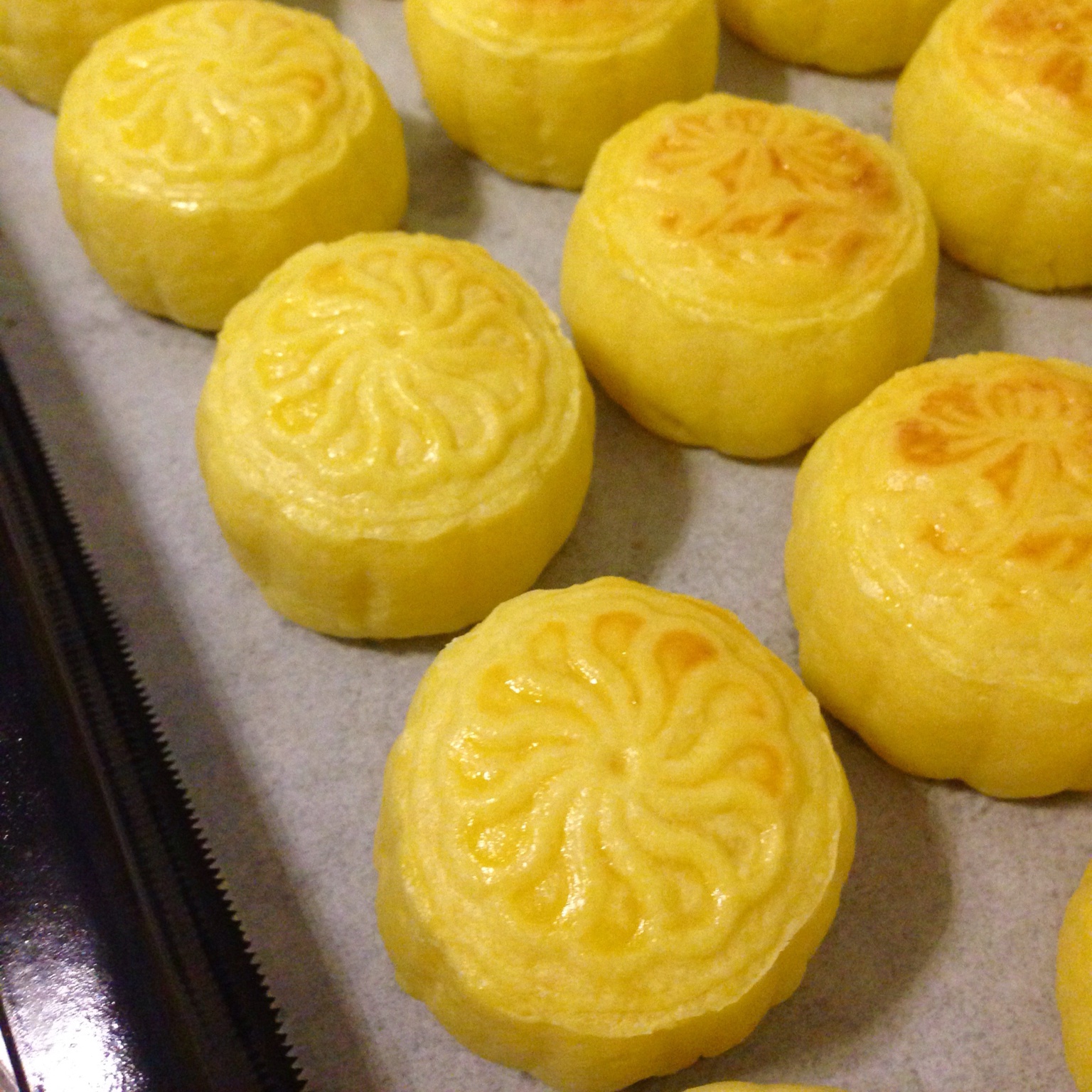 半岛酒店奶黄月饼——号称月饼界的劳斯莱斯