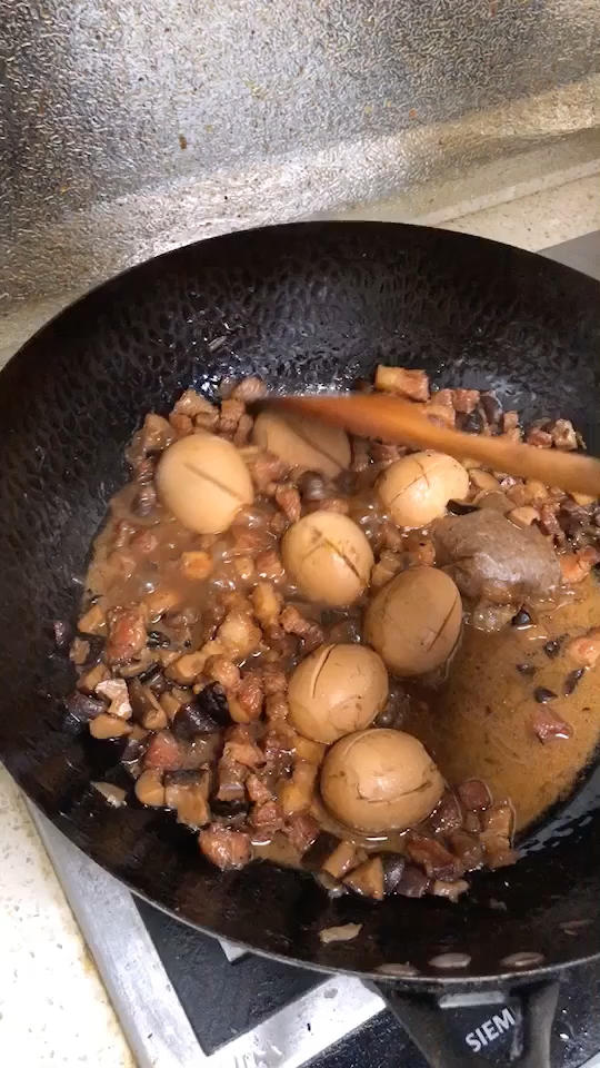 好吃到停不下来的卤肉饭