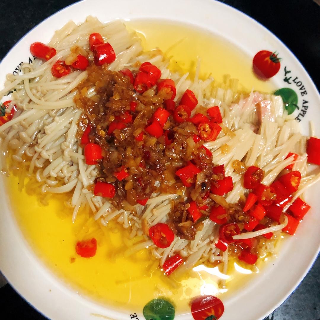 超美味又简单的蒜泥金针菇