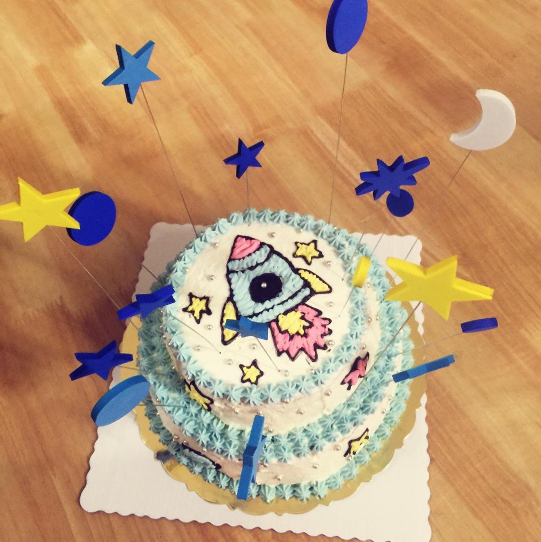 小火箭生日蛋糕