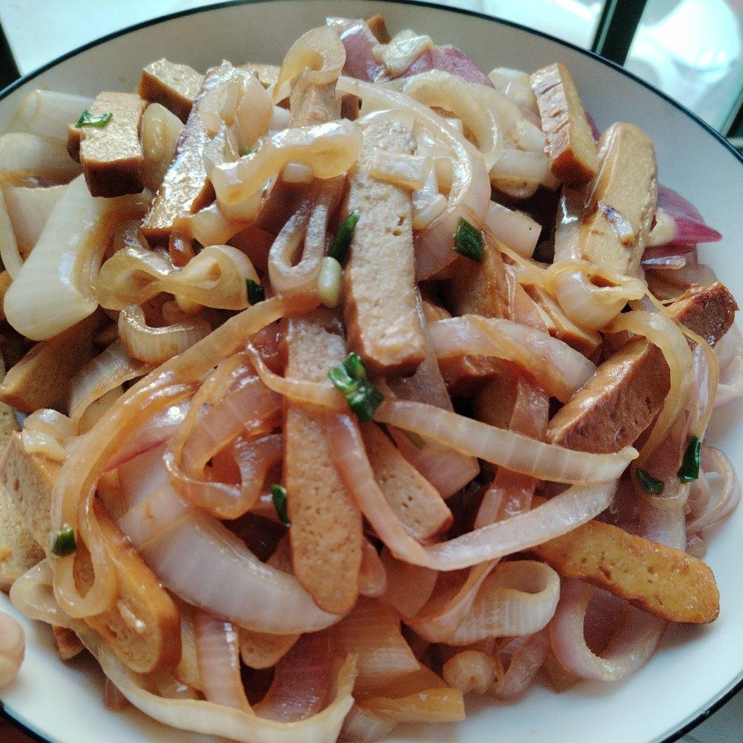 洋葱炒豆腐干