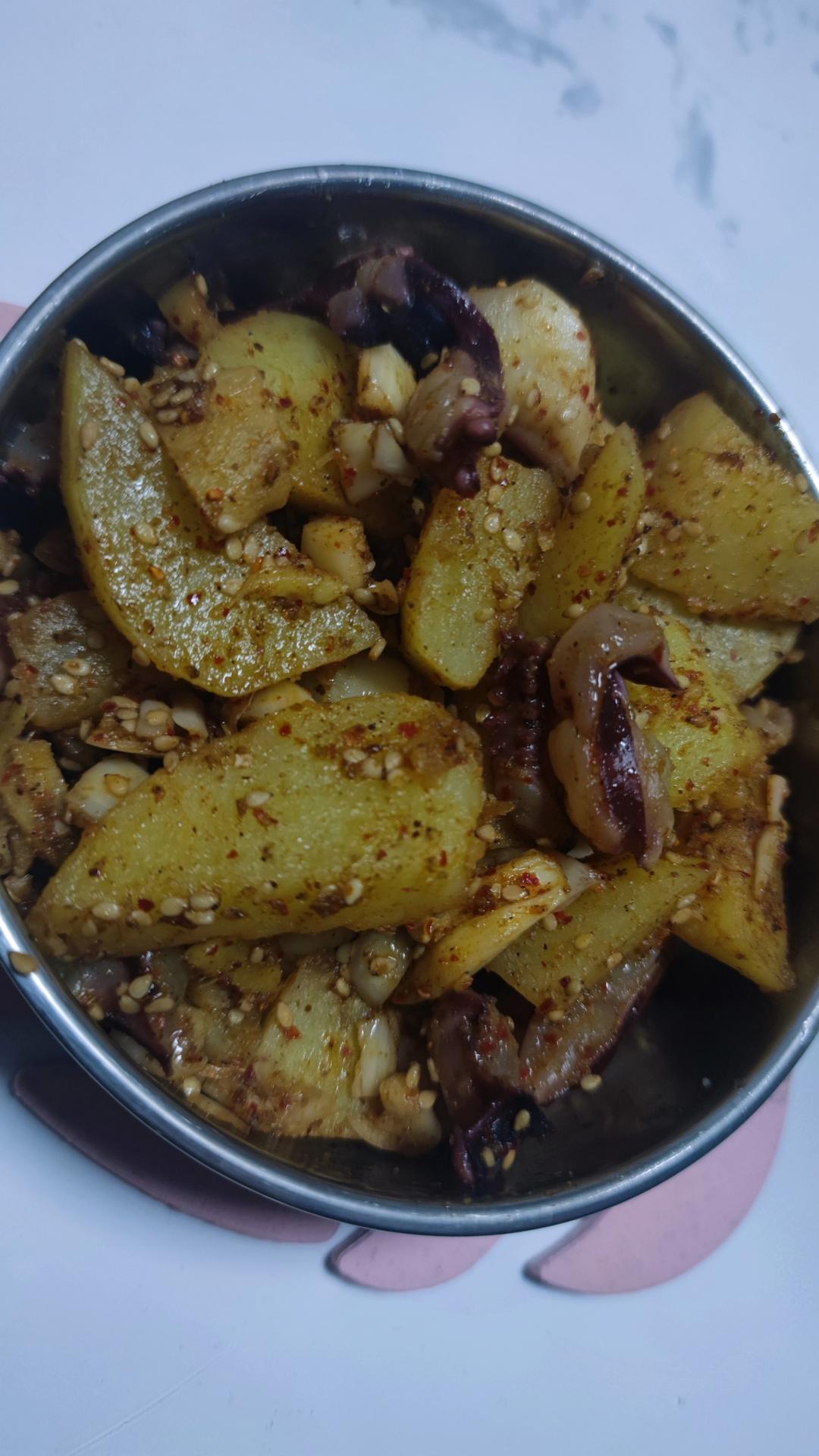 超级简单的香辣孜然煎土豆块