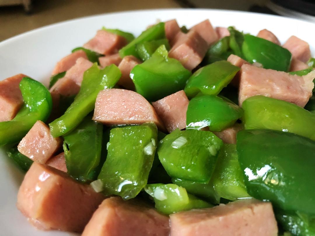 kiko37做的青椒午餐肉