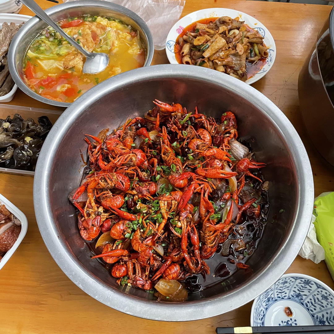 麻辣小龙虾