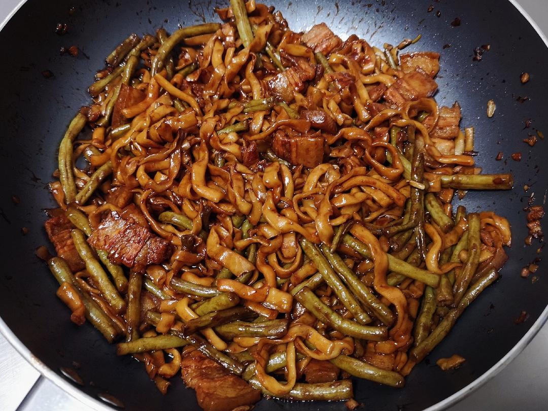 豆角焖面
