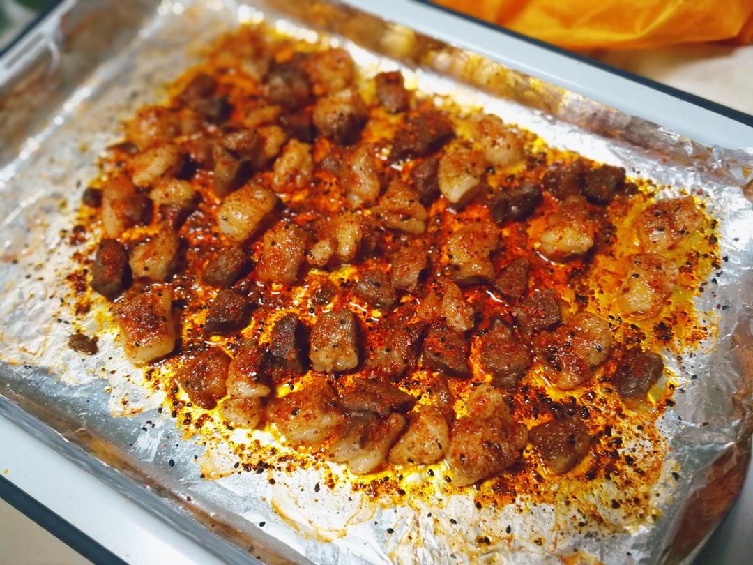 烤箱 烤箱版烤羊肉串 思甜豆豆做的烤箱版烤羊肉串 没竹签,就直接烤了