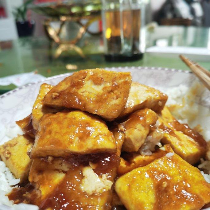 外酥里嫩【烧汁豆腐】吸饱汤汁