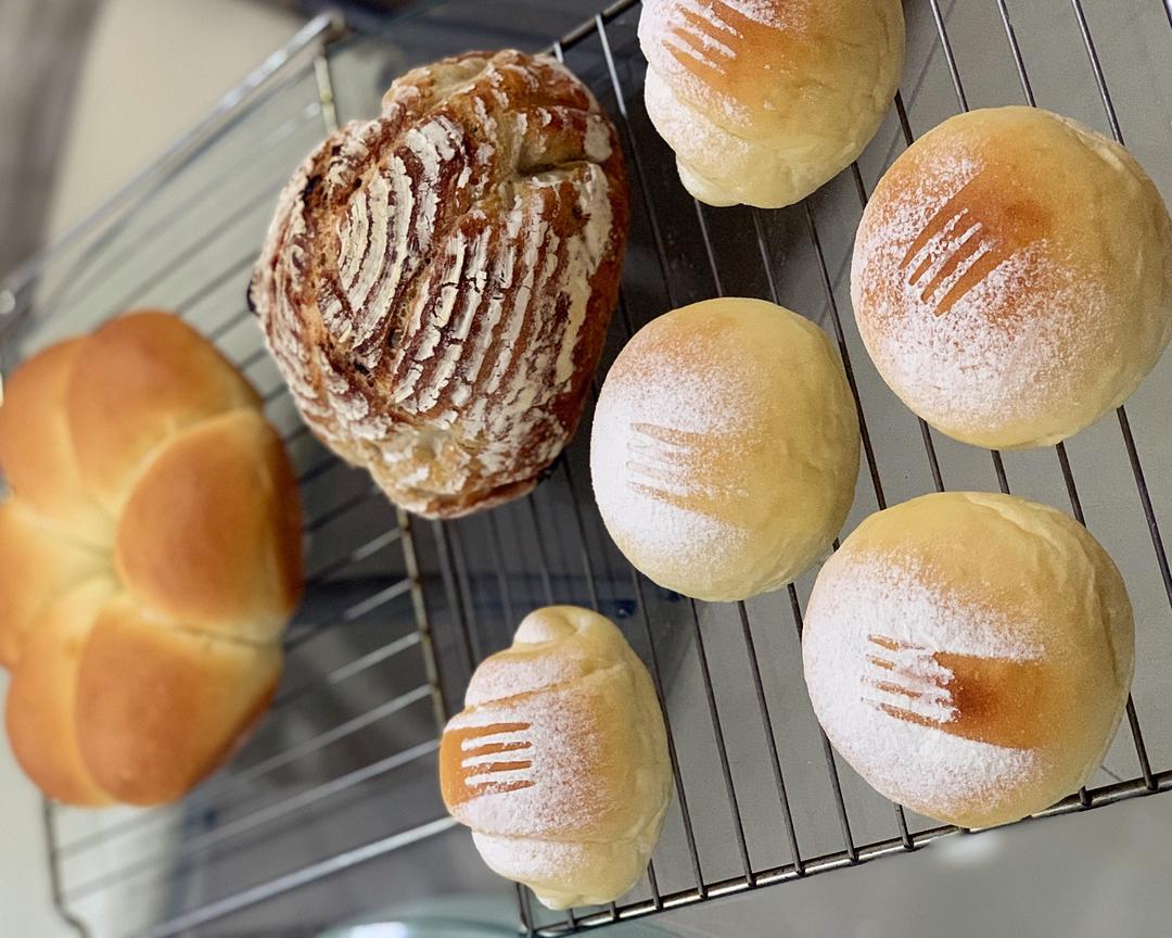 纯奶手撕吐司的做法 步骤1