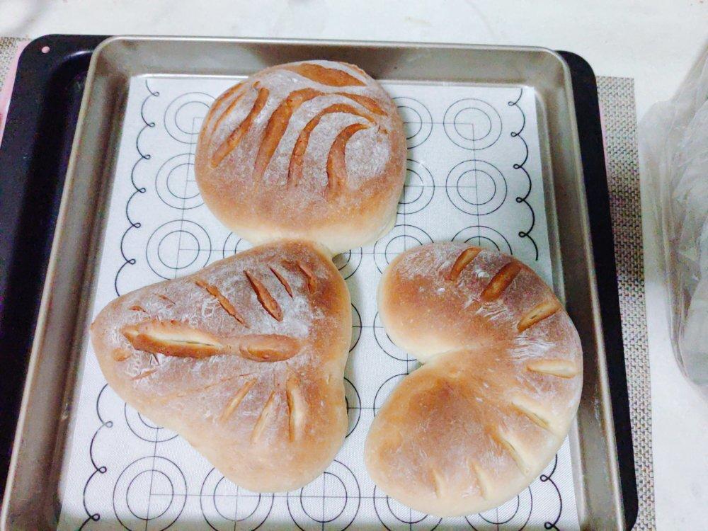 内心柔软的蔓越莓芝士软欧包