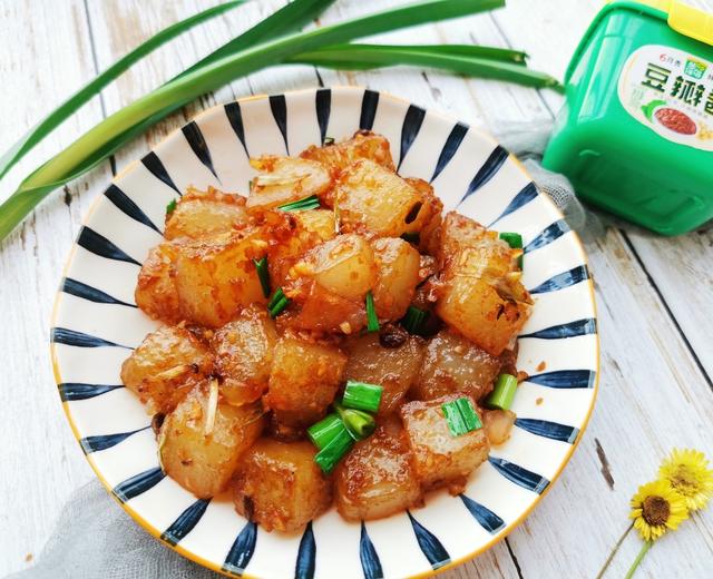 炒 自制豌豆凉粉 炒凉粉的做法