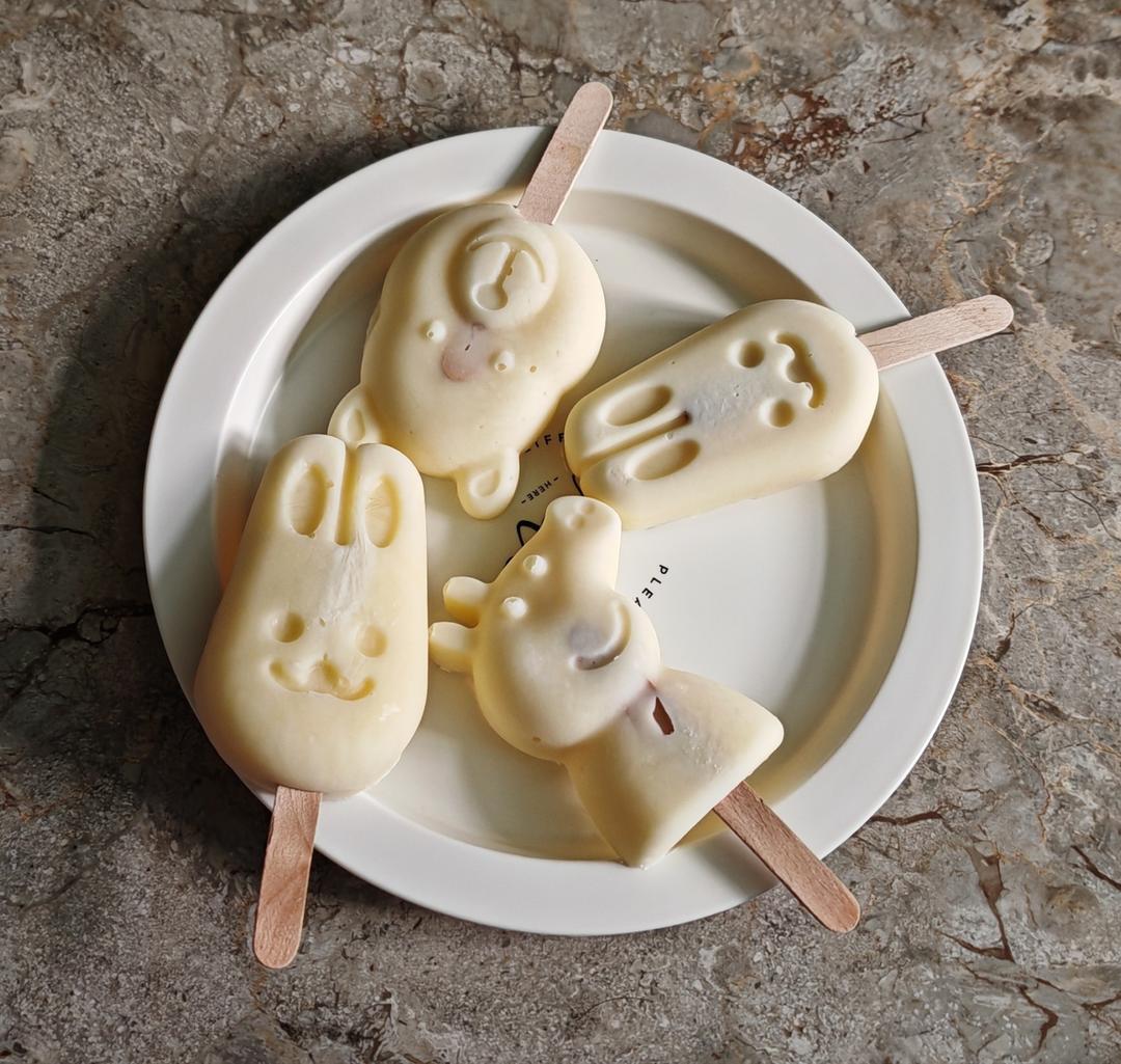 搅一搅就能做的小布丁雪糕！细腻好吃无冰渣