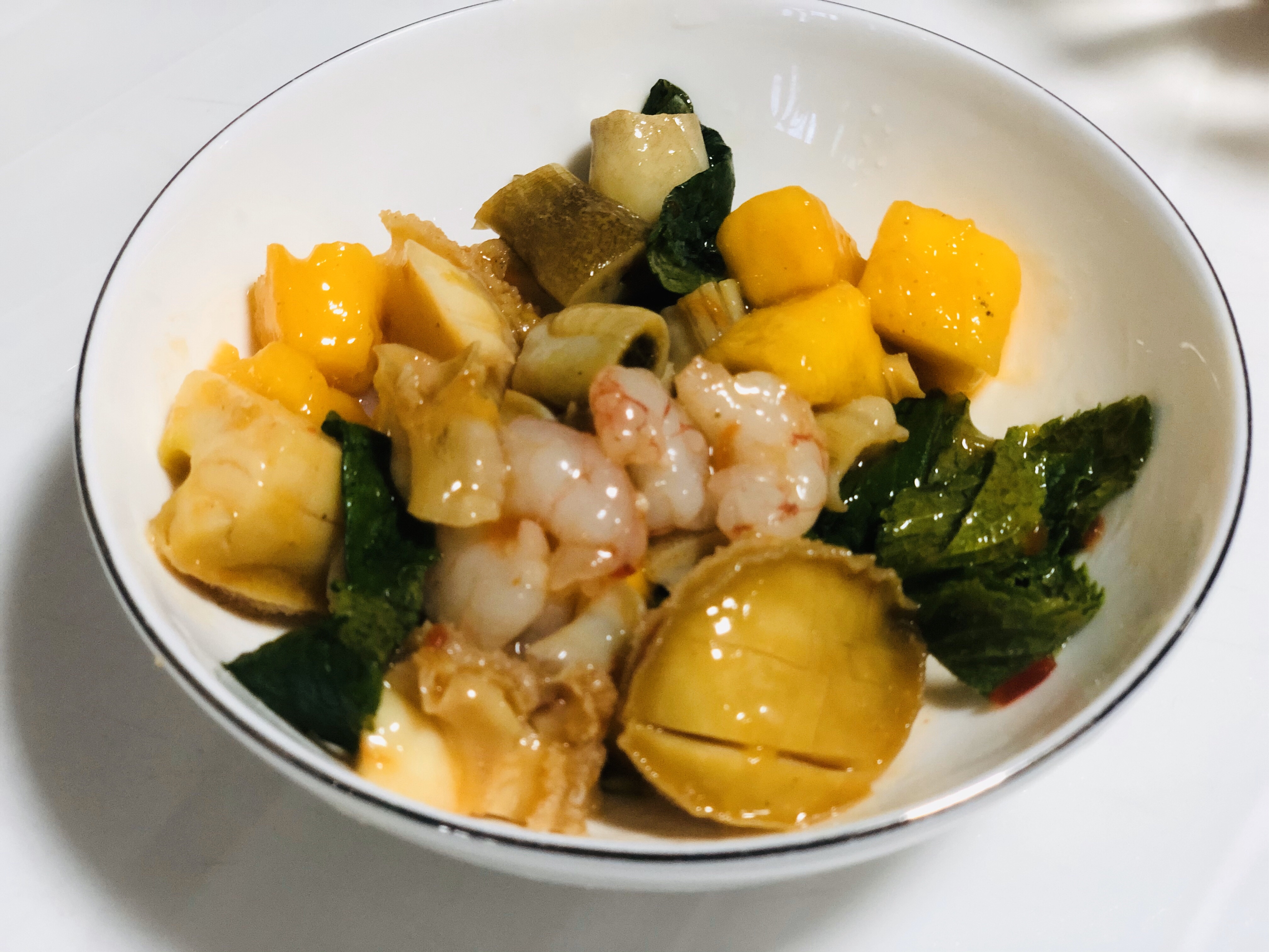 泰式海鲜沙律（厨房小白都能做的极简菜谱）的做法