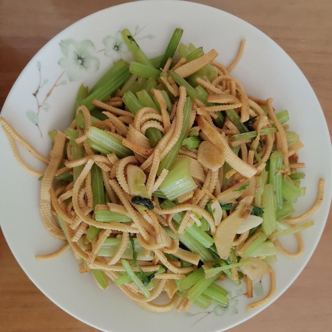 香芹炒豆干