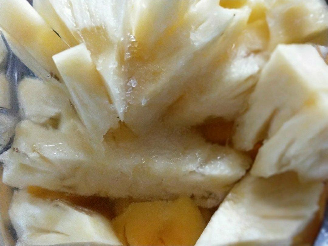 菠萝芒果汁