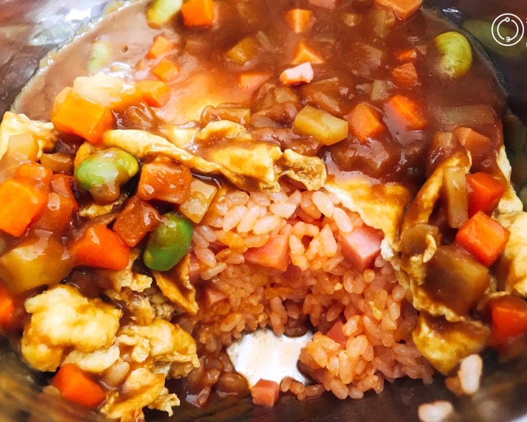 这是头牌了丨好吃的飞起来～🍛咖喱蛋包饭