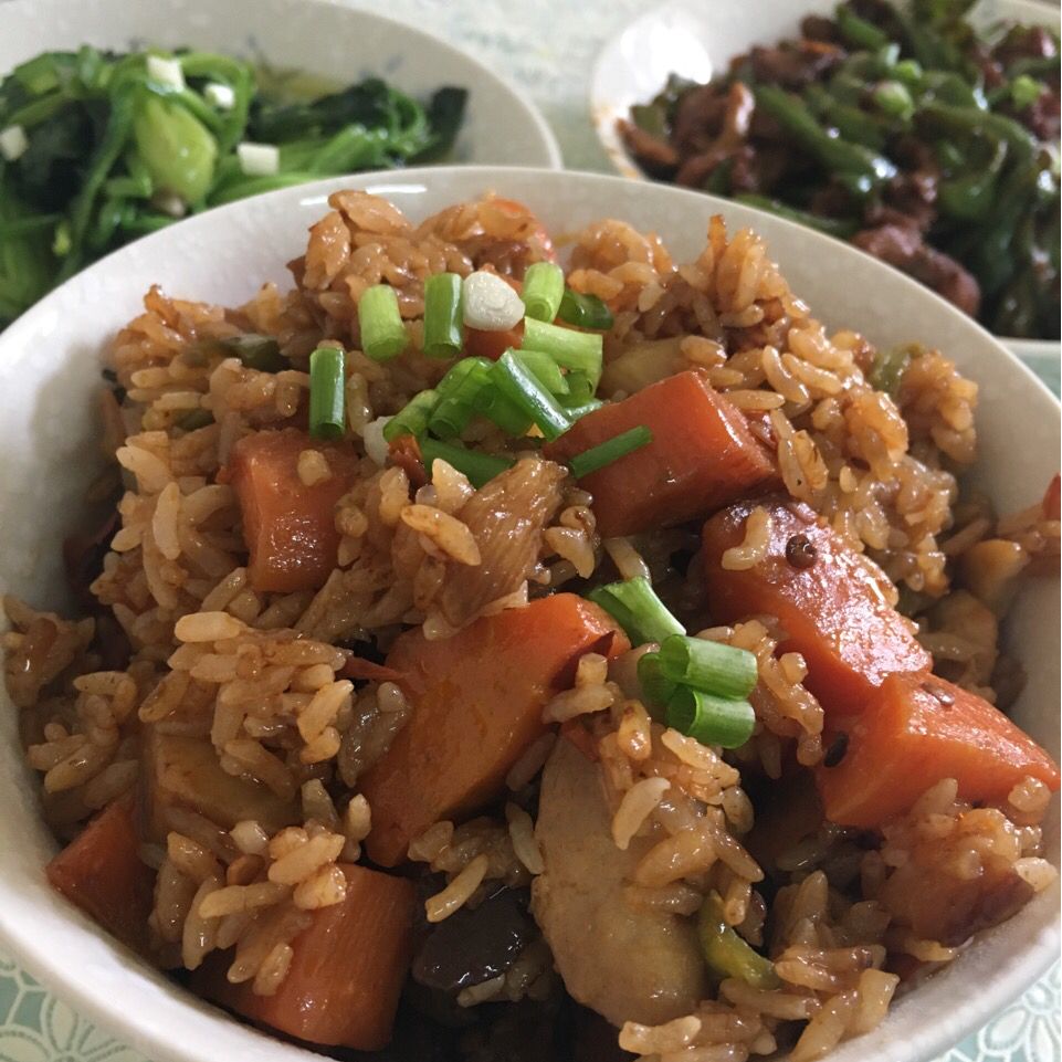 土豆焖饭（电饭锅版）