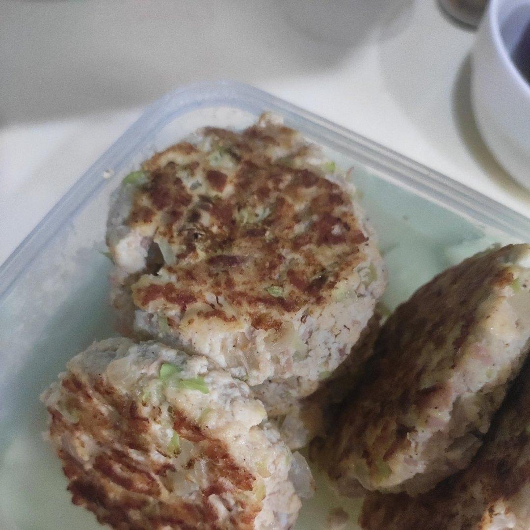 金枪鱼豆腐饼