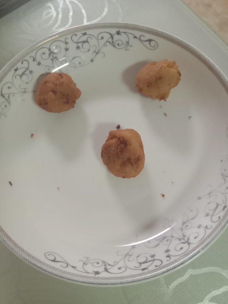 炸豆渣丸子