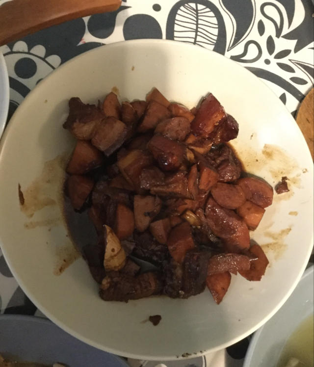 茨菰红烧肉