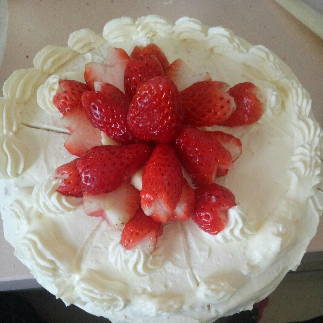 《Tinrry+》草莓奶油蛋糕（8寸配方）