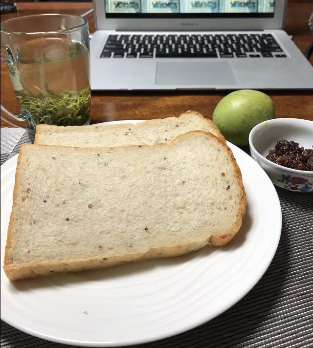 「麦麦吐司」——50%全麦➕藜麦