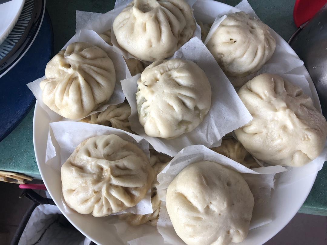 鸡汁灌汤包