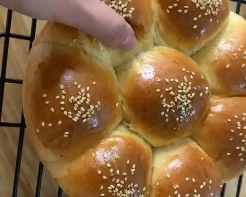 纯奶手撕吐司的做法 步骤1