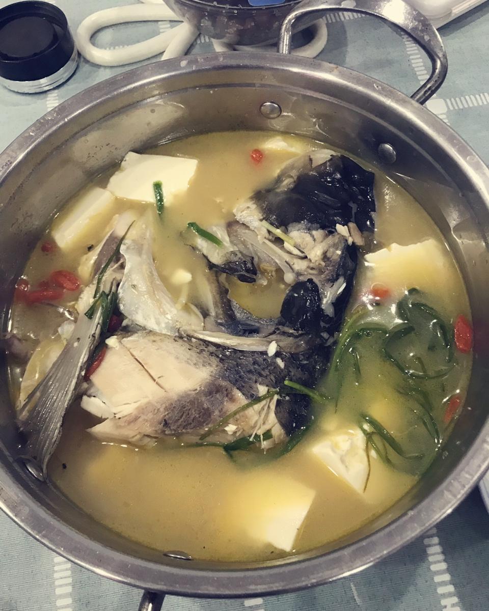 鱼头豆腐汤