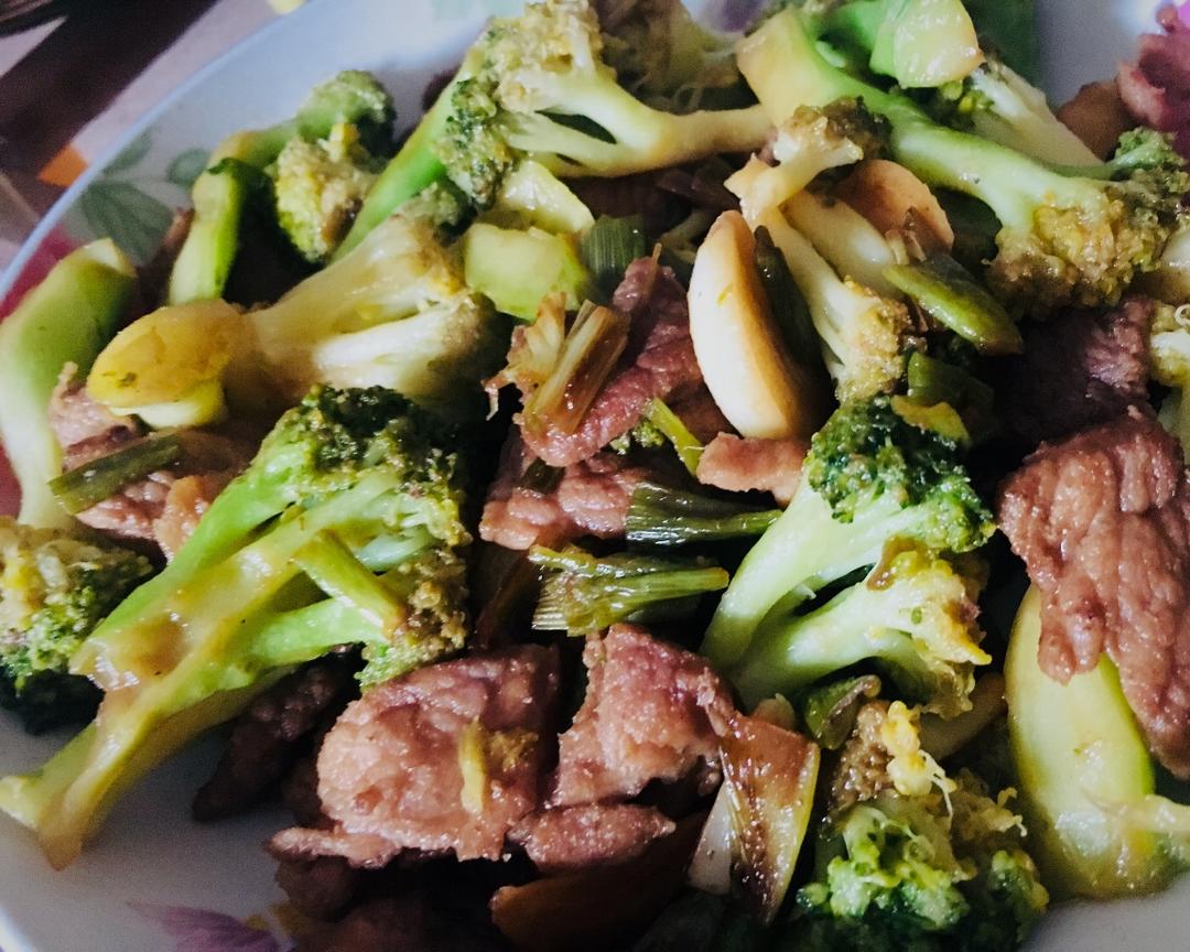 西兰花炒肉