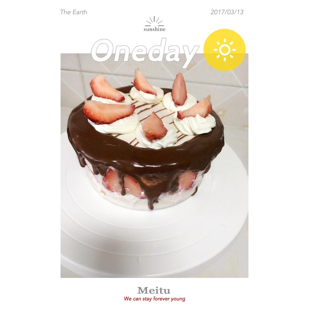 巧克力草莓慕斯蛋糕