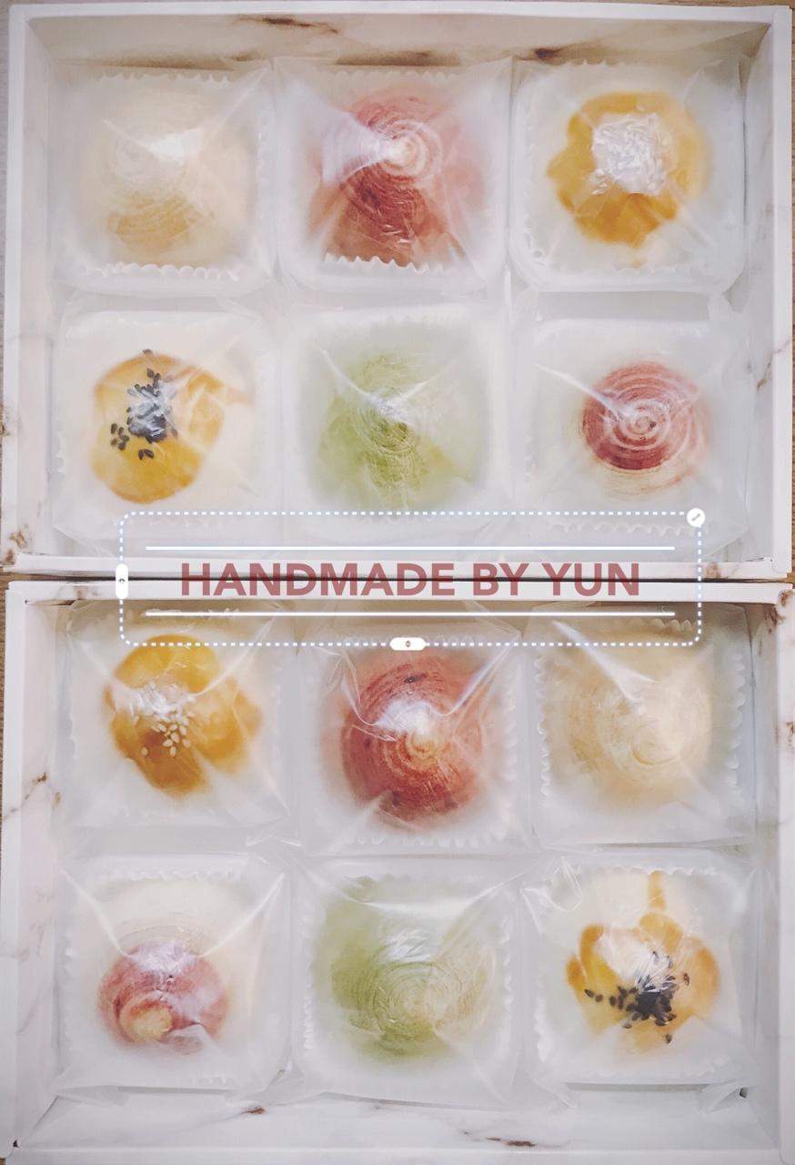 千层彩色蛋黄酥