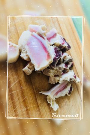 荔浦芋头烧腊肉——无难度的做法 步骤3
