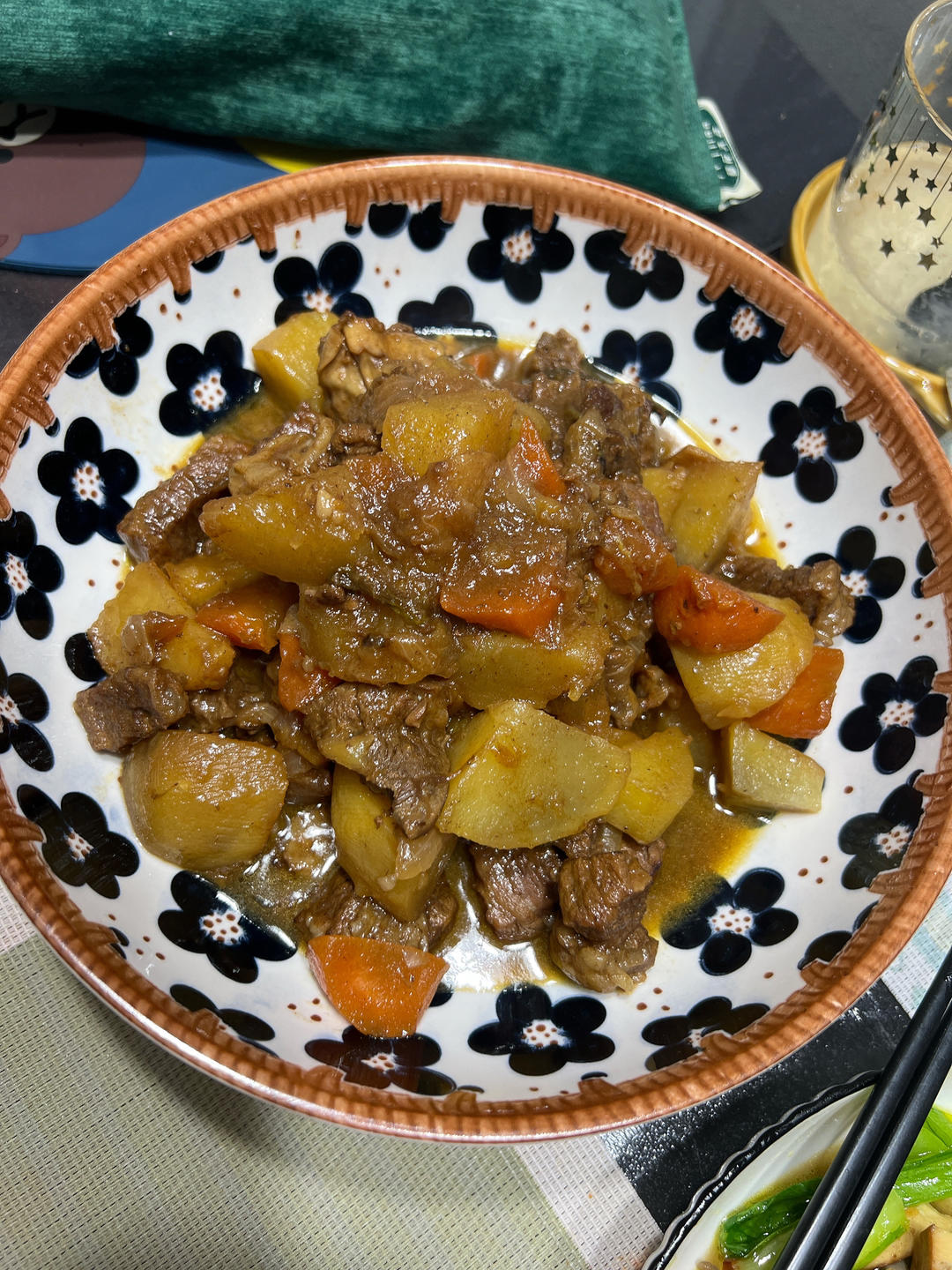沙沙土豆胡萝卜炖牛肉