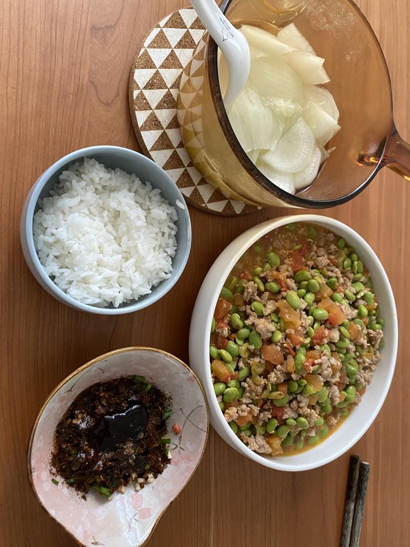 肉末番茄烧毛豆